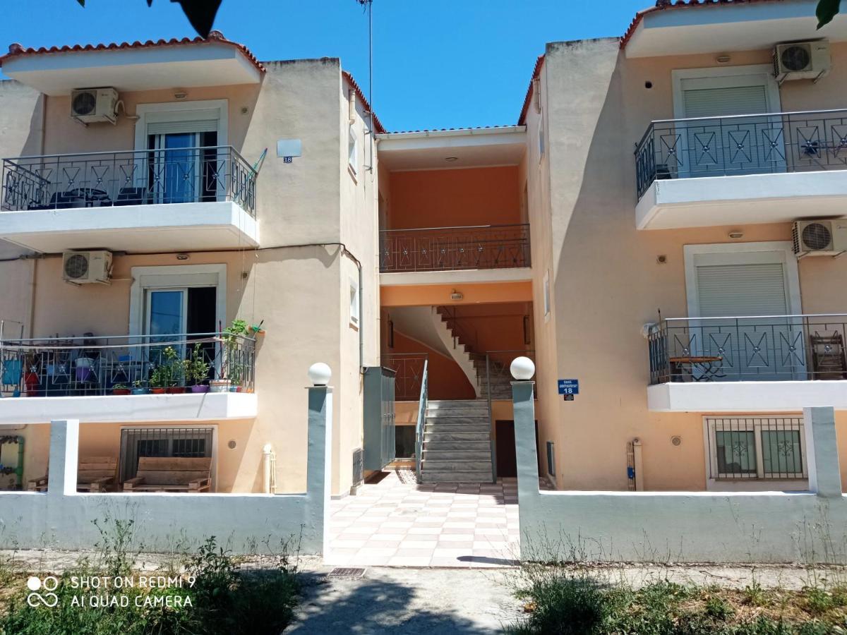 Home Patras Exterior foto