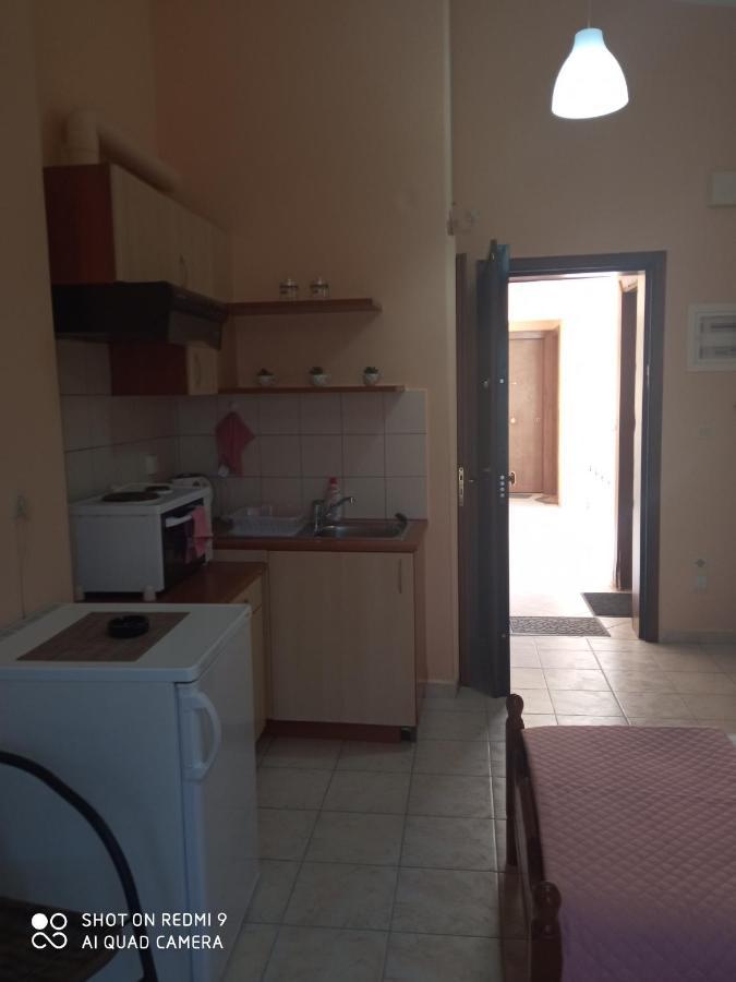 Home Patras Exterior foto